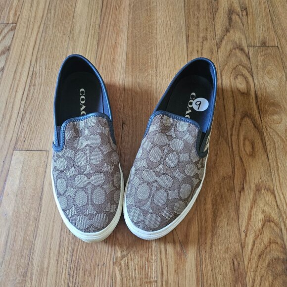 Coach Canvas Signature C Slip-Ons 9 - Picture 1 of 6